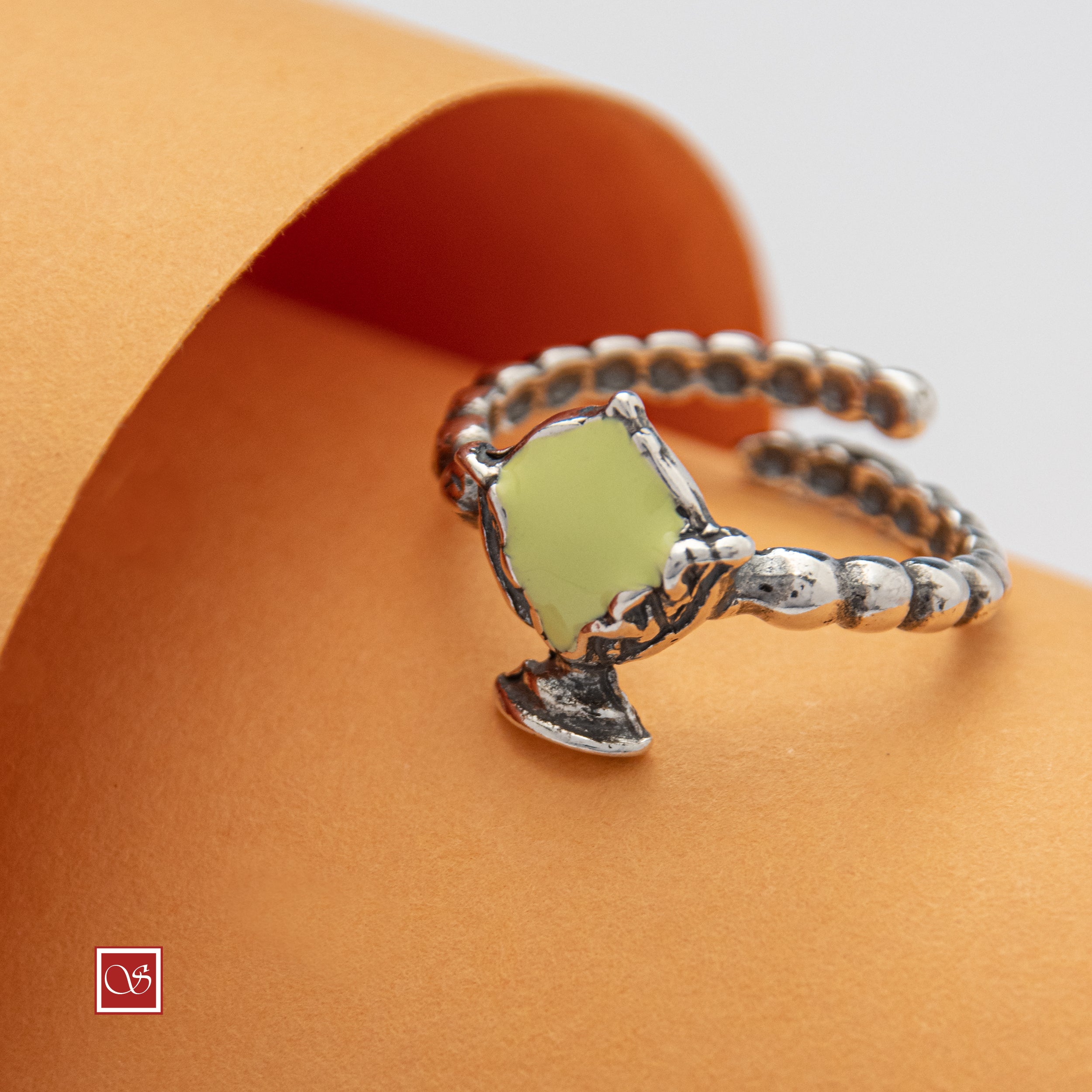 Anello regolabile Pomidèfiure con smalti - misura dalla 12 alla 19