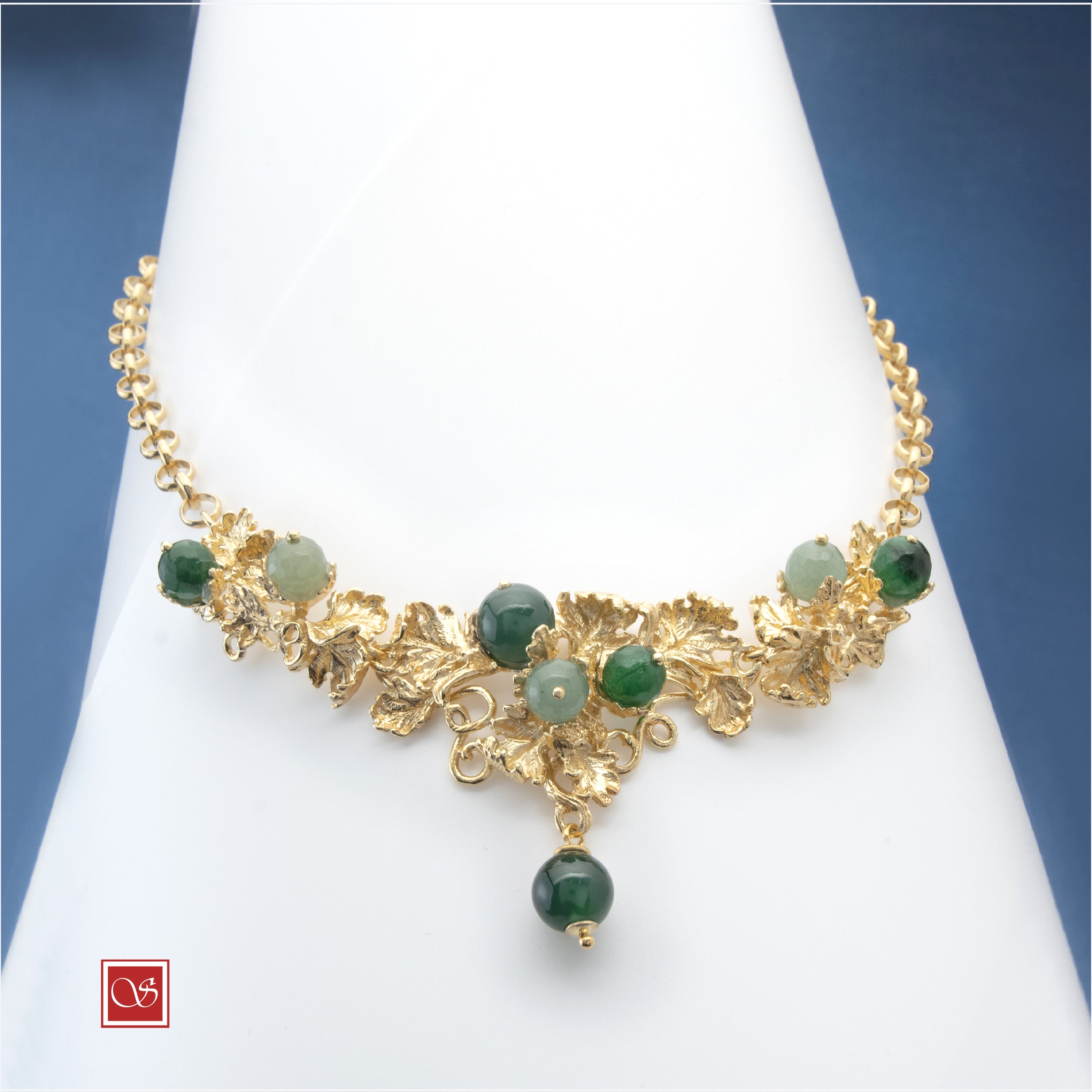 Collana LIBERTY  Pomidefiure  - dorata - con giada verde