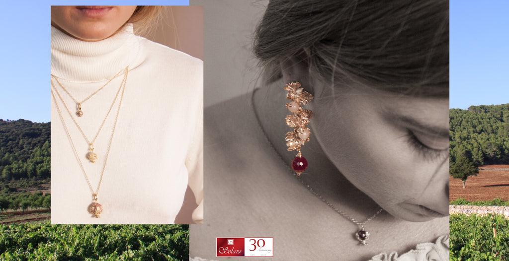 Orecchini LIBERTY  pendenti  - dorati - con Giada Verde