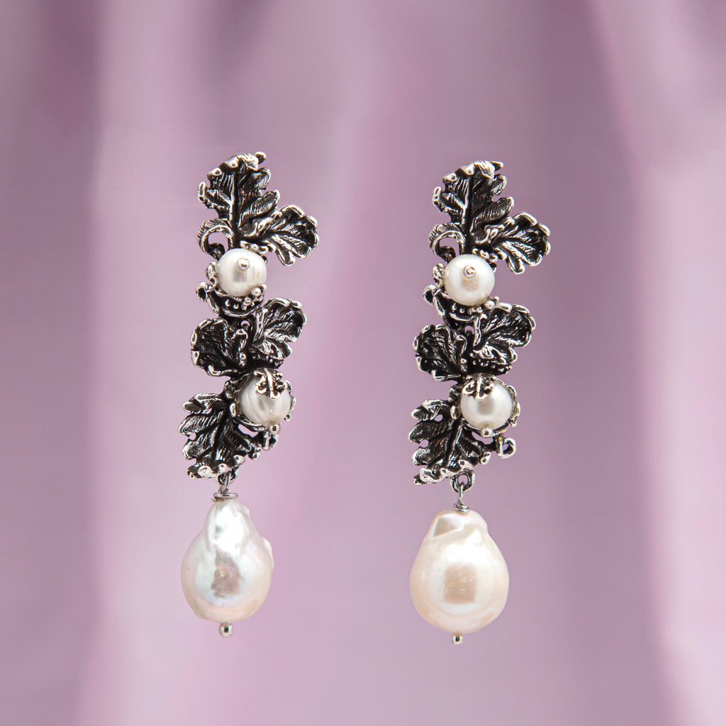 Orecchini LIBERTY  pendenti  - con perla Barocca