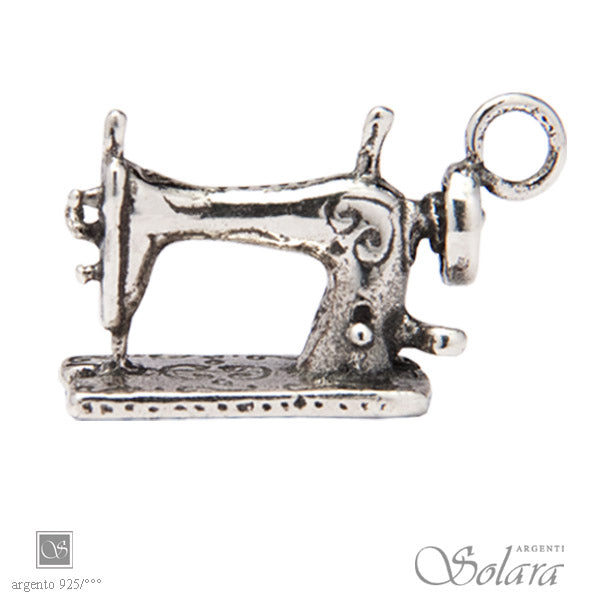 Macchina da cucire  - brunita